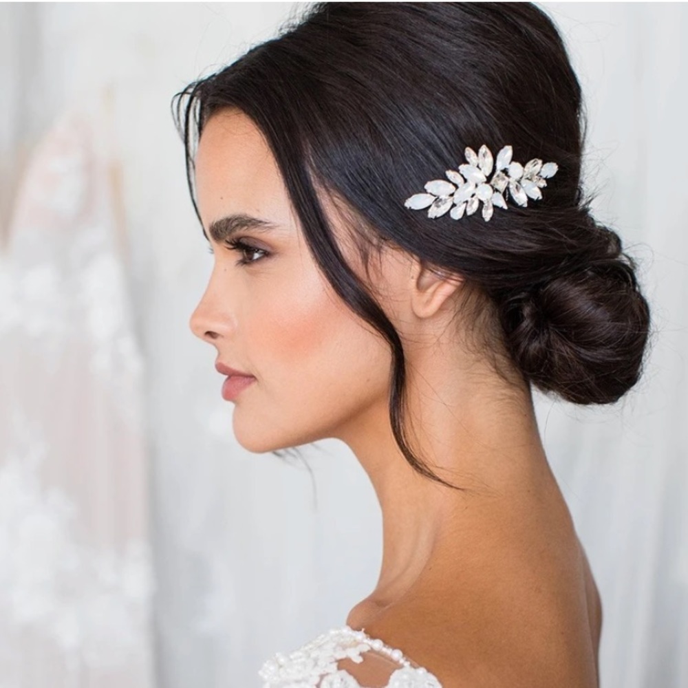 Brides & Hairpins Bridal Clip